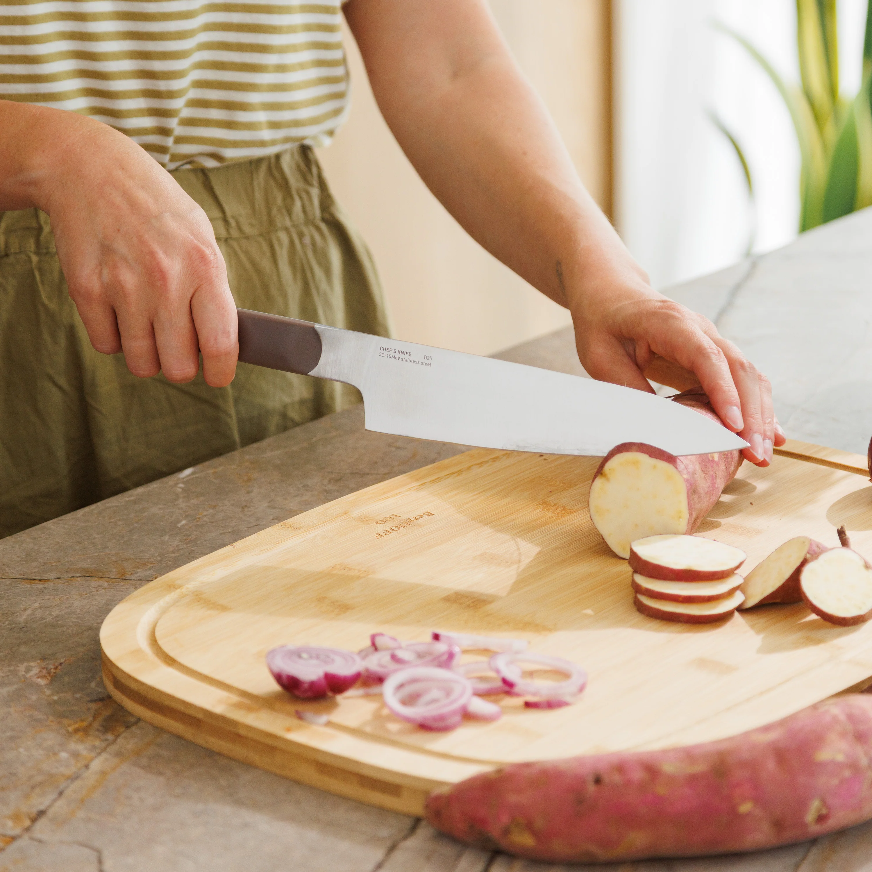 Elements - Chef's Knife - Image 4